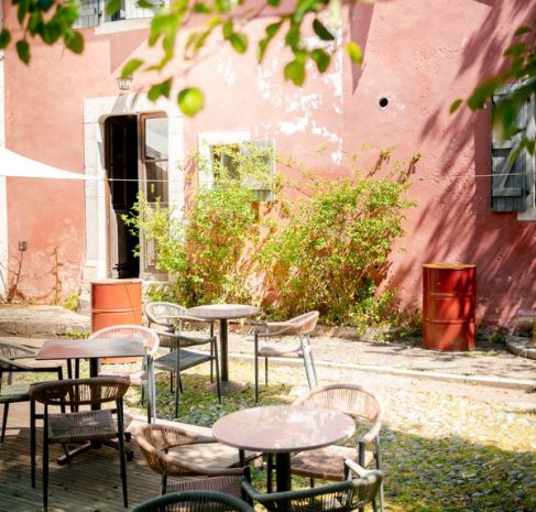 Le Moulin Bouge